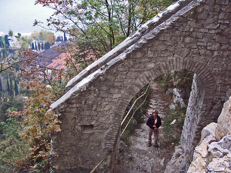 051031_mt_castello_03